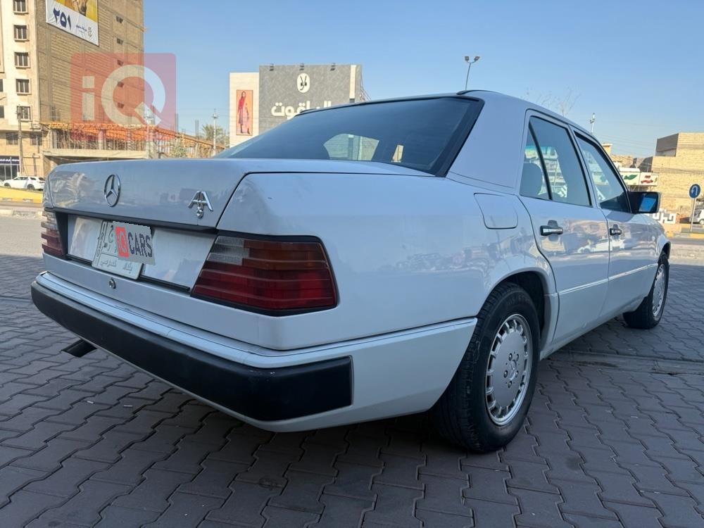 مرسيدس بنز E-Class